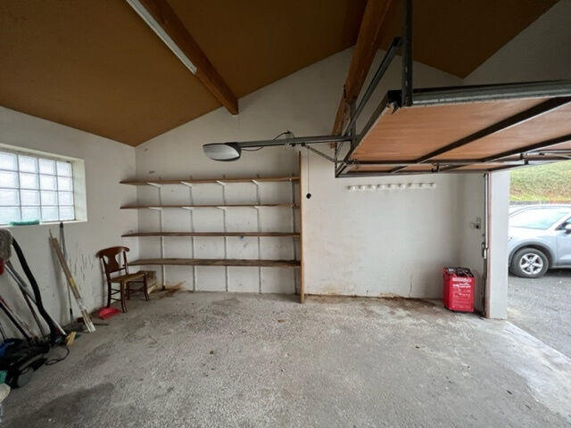 Maison - 181 m² - 6 pièces