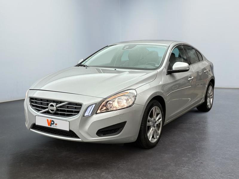 Volvo S60 DRIVe 115 ch Stop &amp; Start Momentum