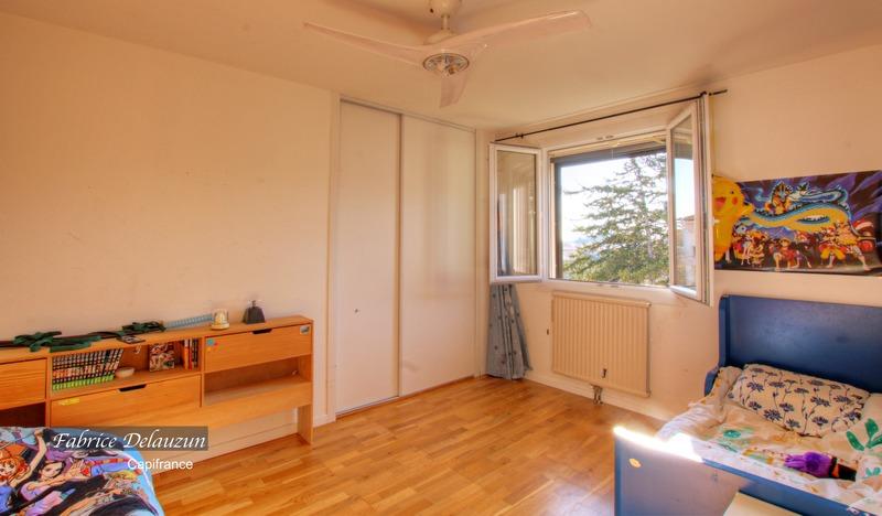Appartement - 80 m² - 3 pièces