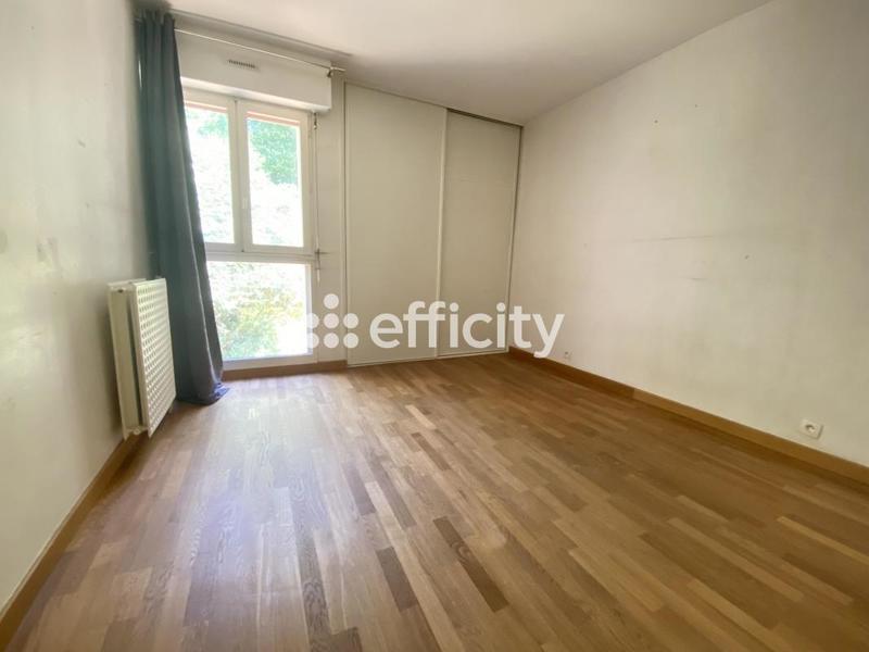 Appartement - 104 m² - 5 pièces