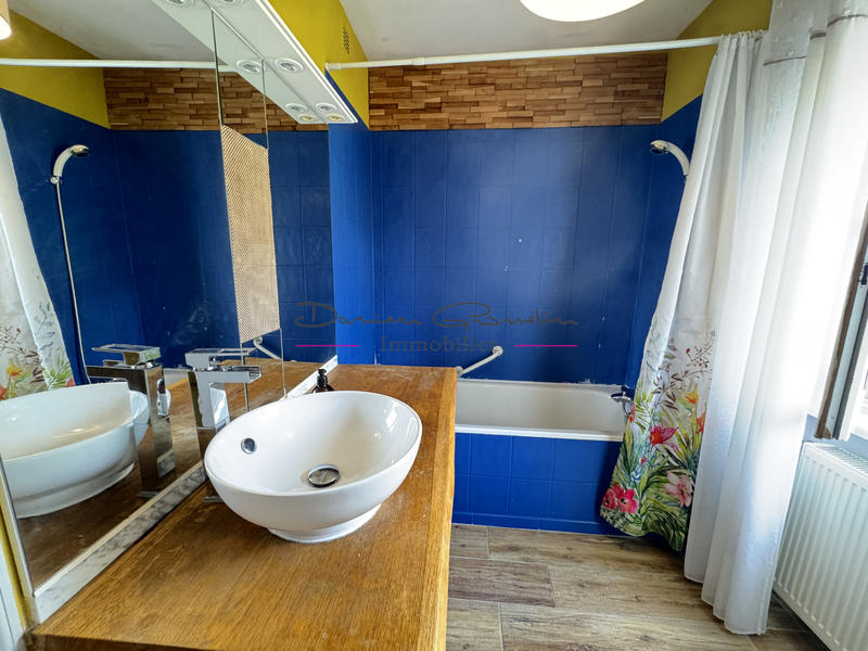 Maison - 132 m² - 8 pièces