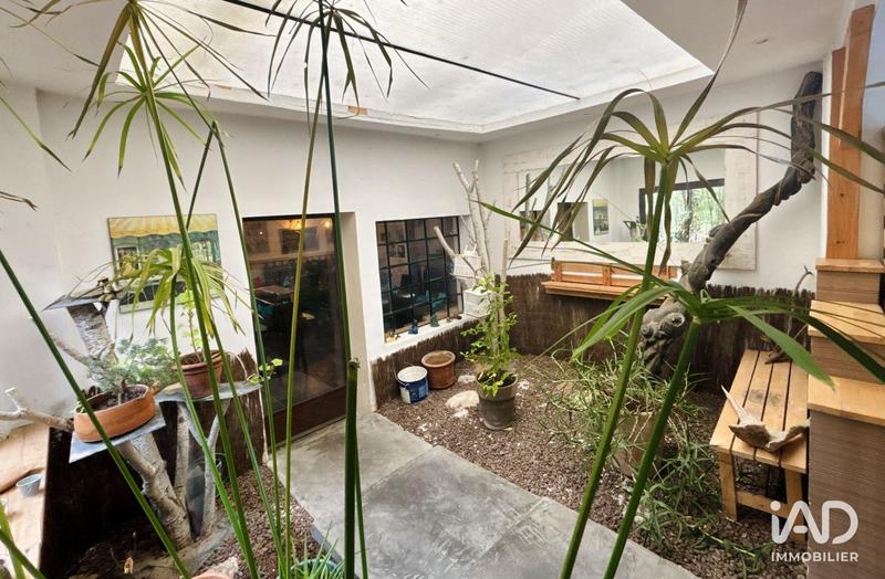 Local commercial - 223 m²