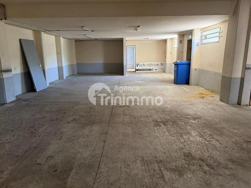 Local commercial - 145 m²