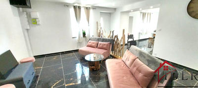 Maison - 128 m² - 4 pièces