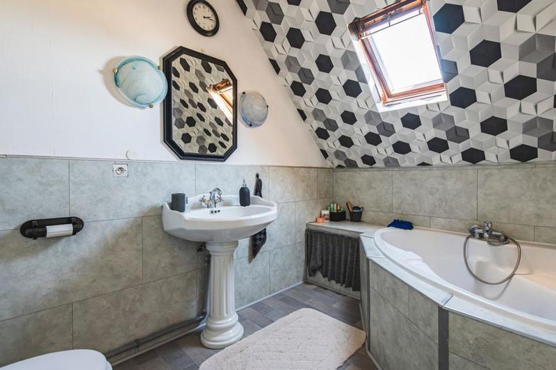 Maison - 110 m² - 5 pièces