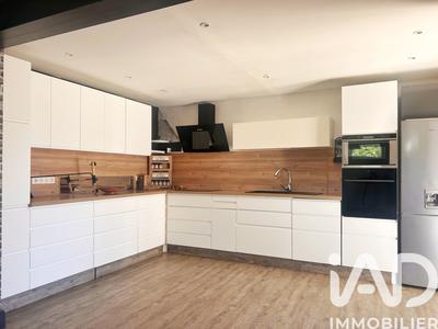 Maison - 157 m² - 5 pièces