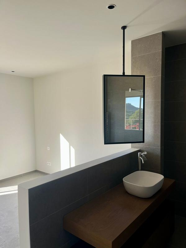 Maison - 209 m² - 6 pièces