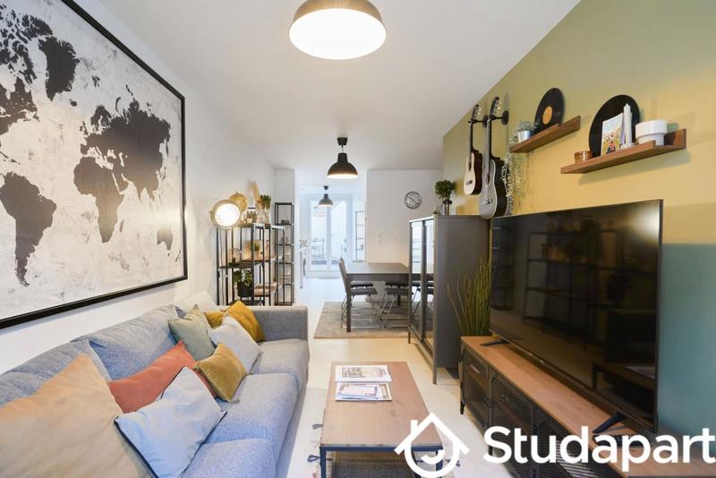 Chambre - 9 m² - 1 pièce