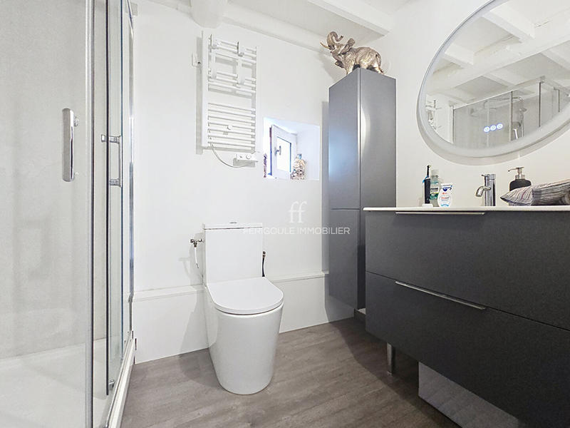 Appartement - 72 m² - 2 pièces