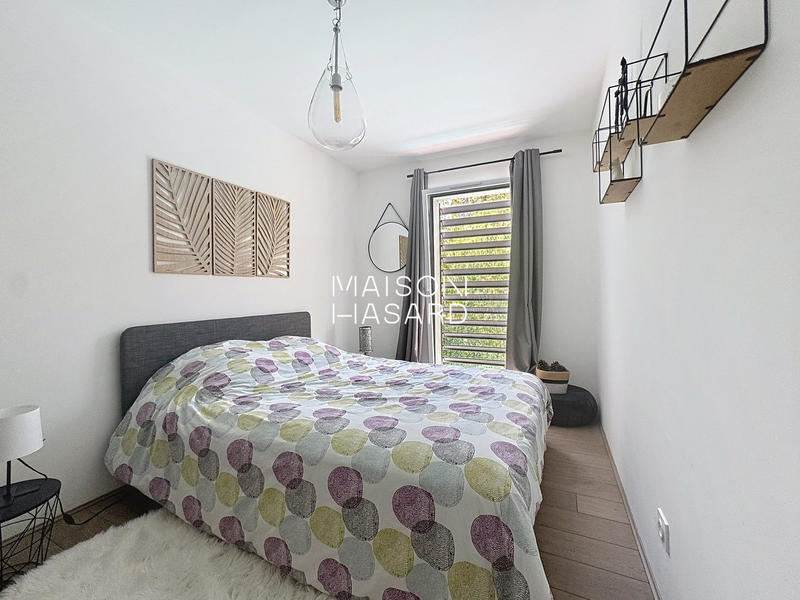 Maison contemporaine - 189 m² - 8 pièces