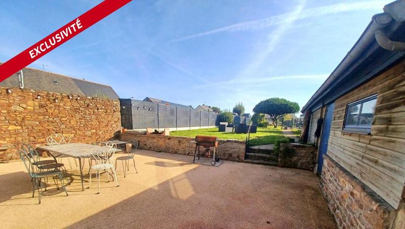 Maison - 205 m² - 7 pièces