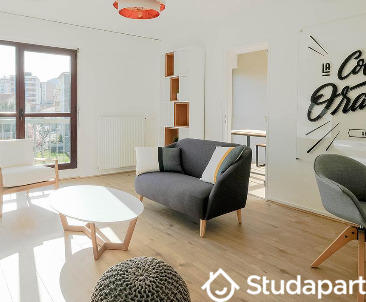 Chambre - 9 m² - 1 pièce