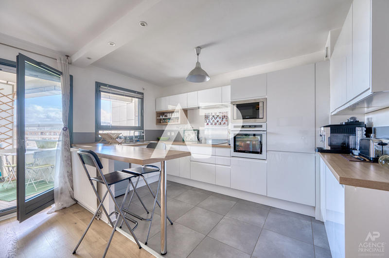 Appartement - 86 m² - 3 pièces