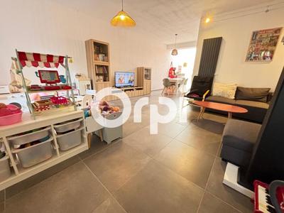 Maison - 90 m² - 3 pièces