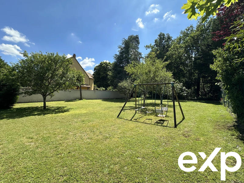 Maison - 200 m² - 7 pièces