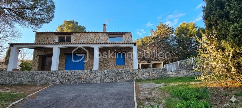 Mas - 195 m² - 7 pièces