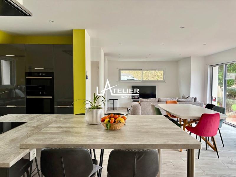 Maison - 144 m² - 7 pièces