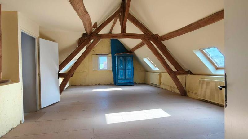 Maison - 220 m² - 8 pièces