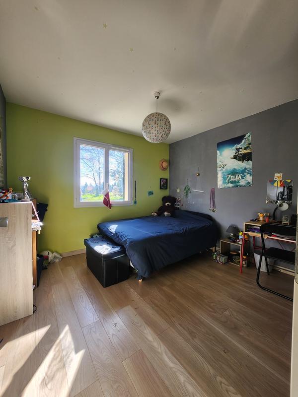 Maison - 95 m² - 5 pièces