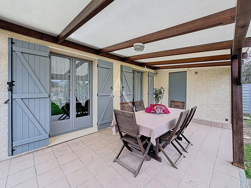 Maison - 104 m² - 6 pièces