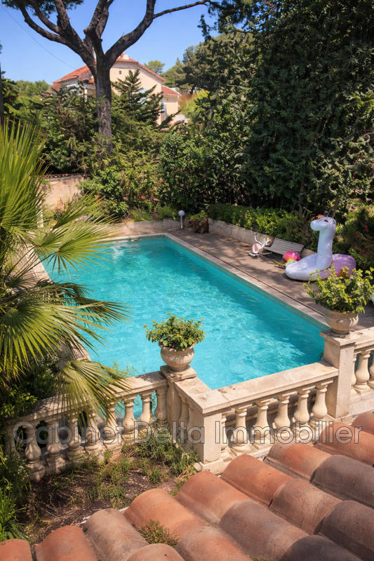 Maison - 259 m² - 12 pièces