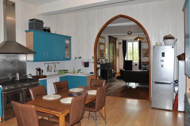 Maison de ville - 240 m² - 10 pièces