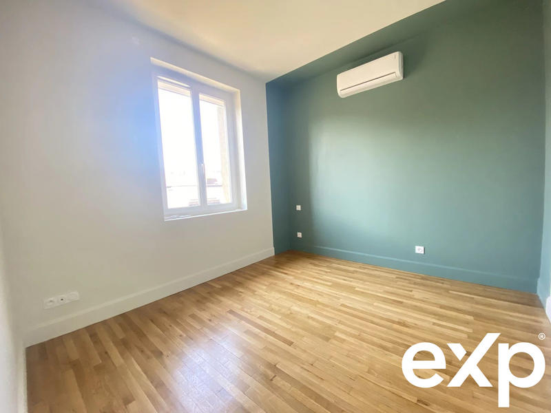 Maison - 88 m² - 3 pièces