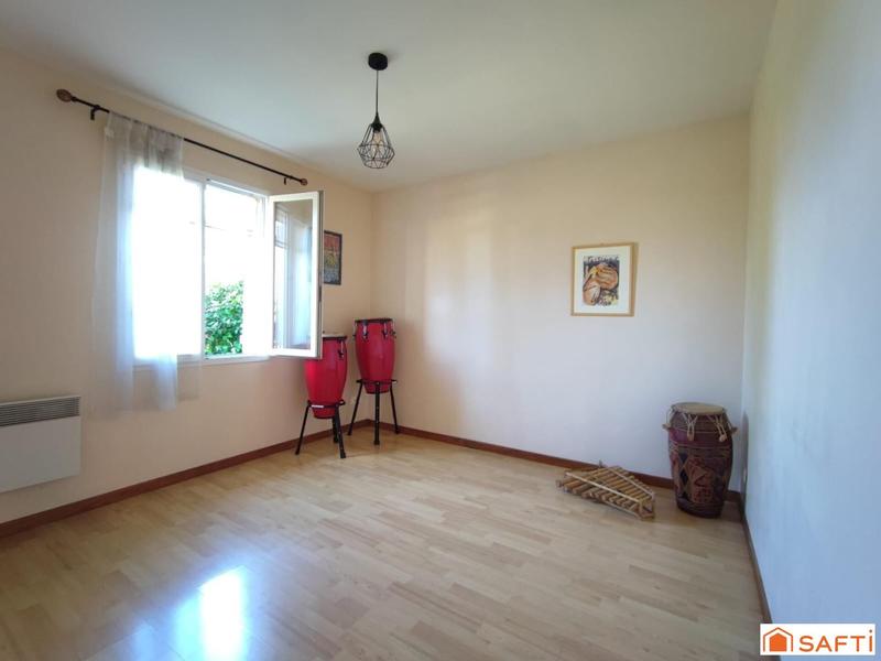 Maison - 98 m² - 5 pièces
