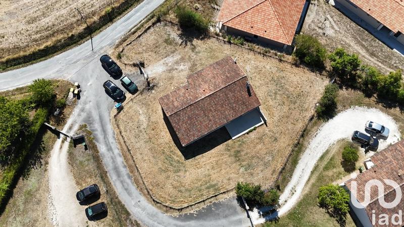 Maison - 380 m² - 4 pièces