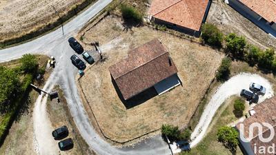 Maison - 380 m² - 4 pièces