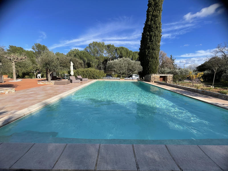 Maison - 200 m² - 7 pièces