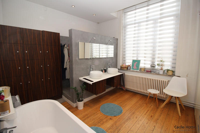 Maison ancienne - 230 m² - 10 pièces