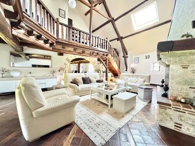 Gîte - 382 m² - 11 pièces