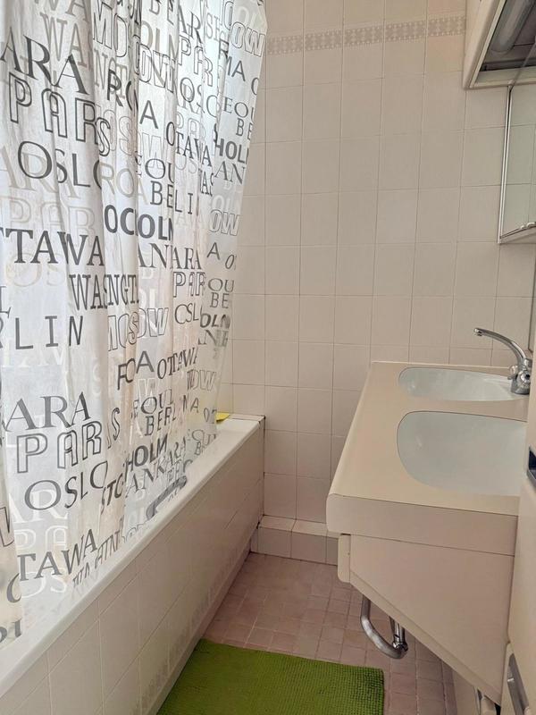 Appartement - 117 m² - 7 pièces