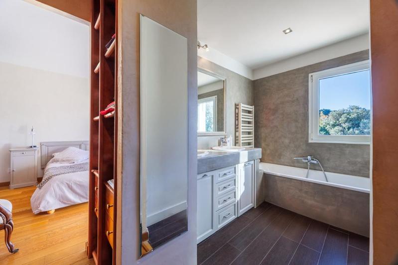 Villa - 160 m² - 5 pièces