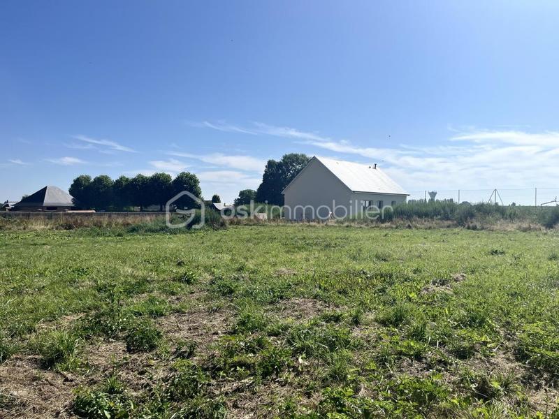 Terrain constructible - 1 360 m²