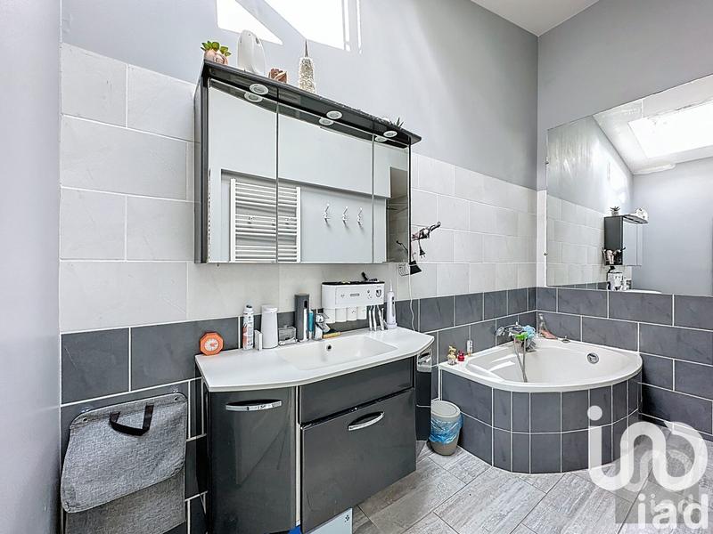 Maison - 114 m² - 5 pièces