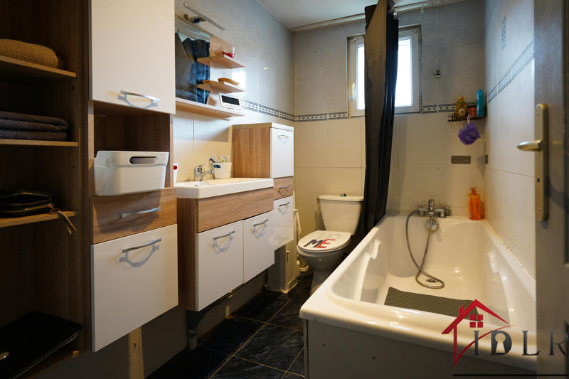 Appartement - 97 m² - 4 pièces