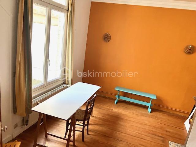 Maison - 185 m² - 7 pièces