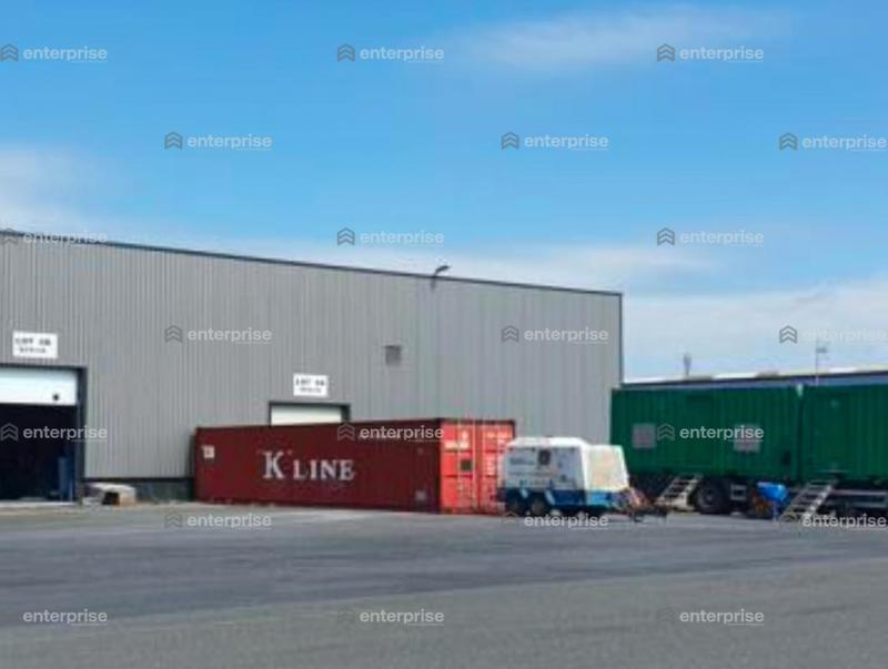 Local d'activité / Entrepôt - 294 m²