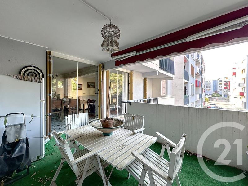 Appartement - 103 m² - 6 pièces