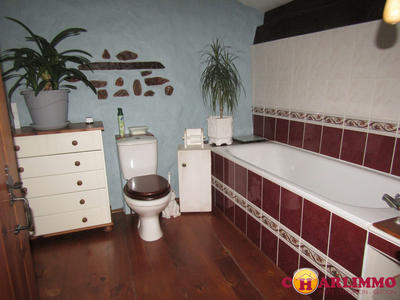 Maison traditionnelle - 122 m² - 4 pièces