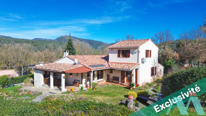 Maison - 125 m² - 5 pièces