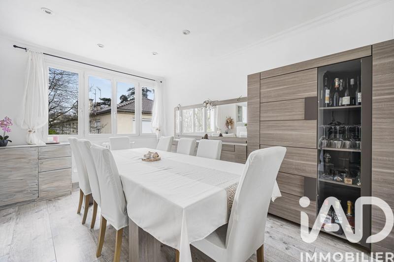 Appartement - 90 m² - 4 pièces