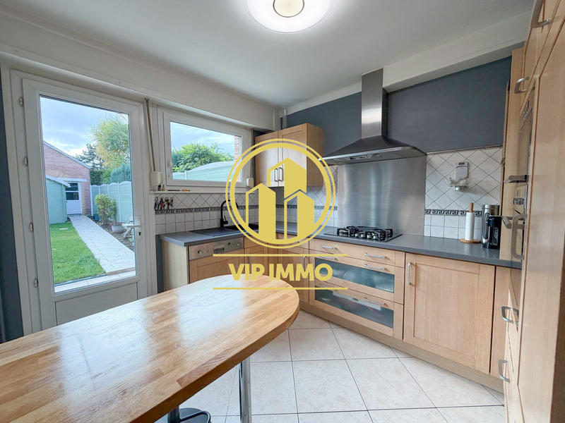 Maison - 83 m² - 4 pièces