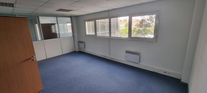Bureau - 140 m² - 5 pièces