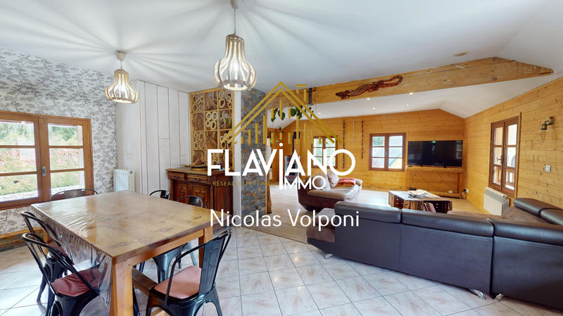 Appartement - 193 m² - 5 pièces