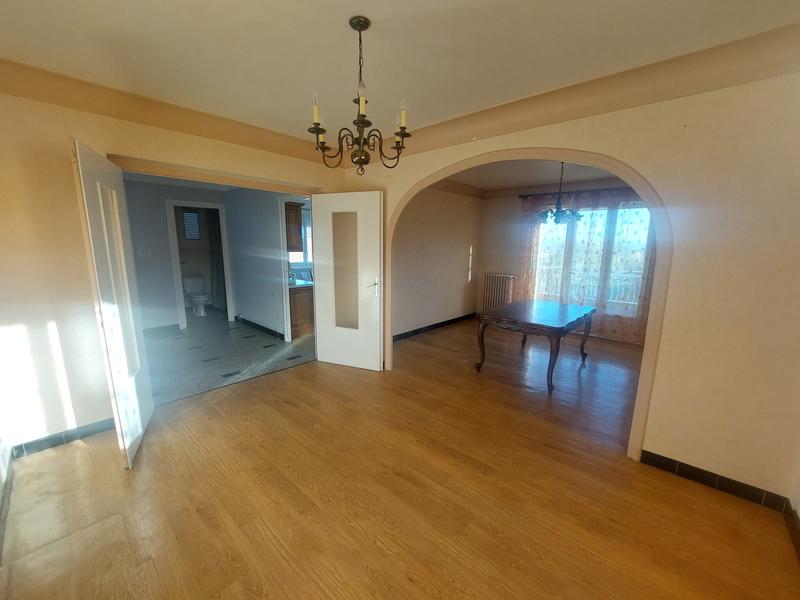 Maison - 147 m² - 6 pièces