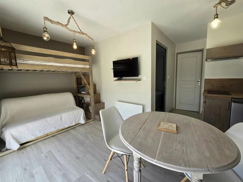 Maison - 207 m² - 9 pièces