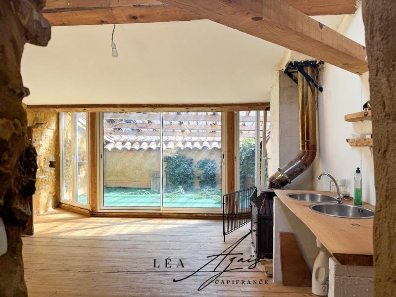 Maison de village - 280 m² - 11 pièces